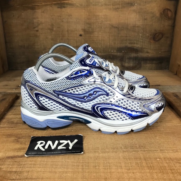 saucony women's wide width running shoes